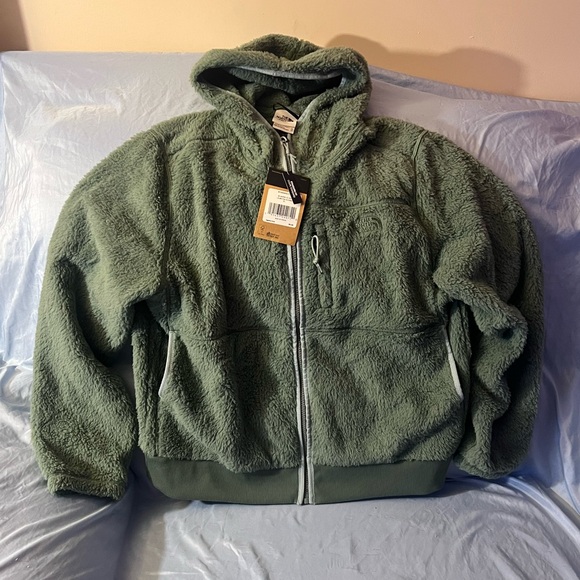 The North Face Jackets & Blazers - The North Face Sage Green Fleece Jacket- XL